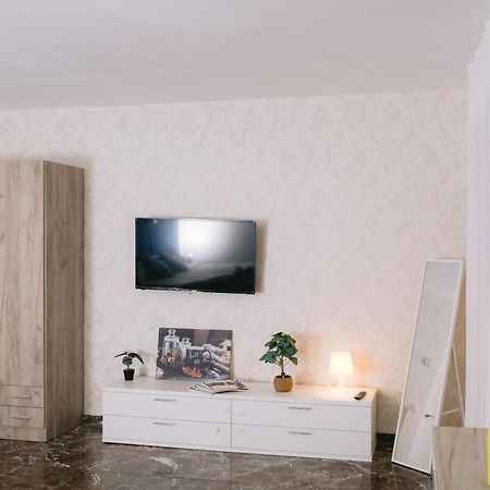 Piso Compartido Delyrent, Reja Hotel Jaén Kültér fotó